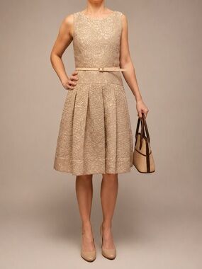 BCBGMAXAZRIA Delphine Silk Blend Floral Jacquard Fit & Flare Cocktail Dress 8
